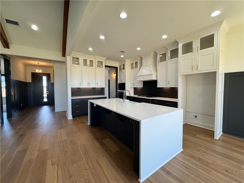 Crescent View - Residential