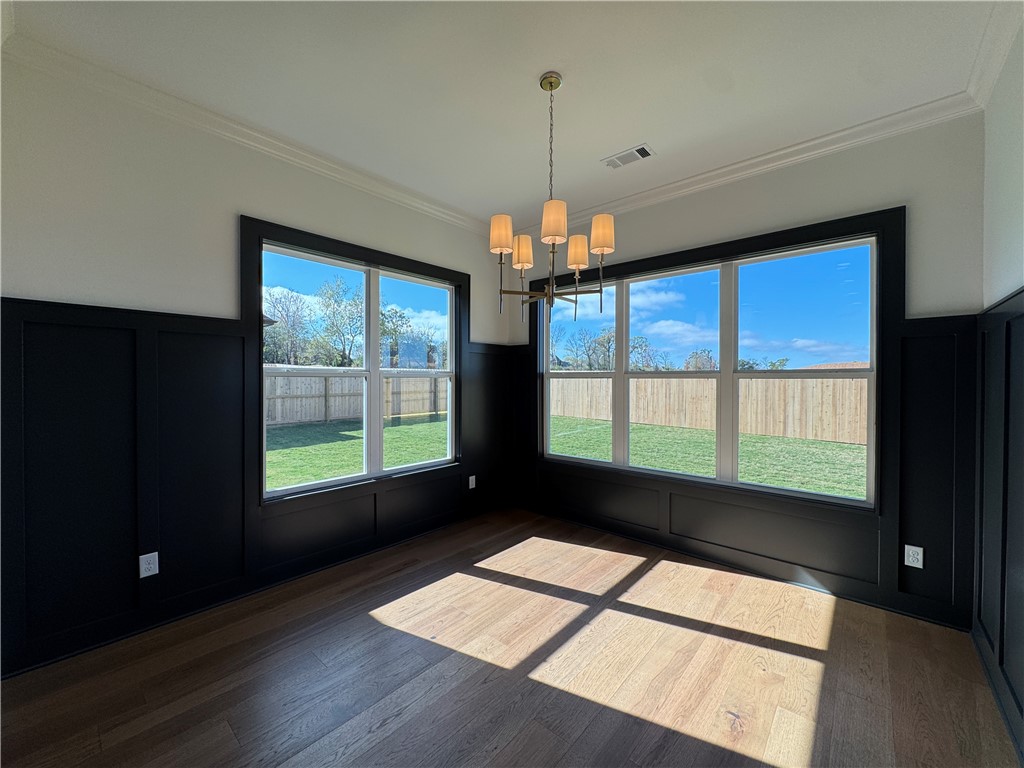 Crescent View - Residential