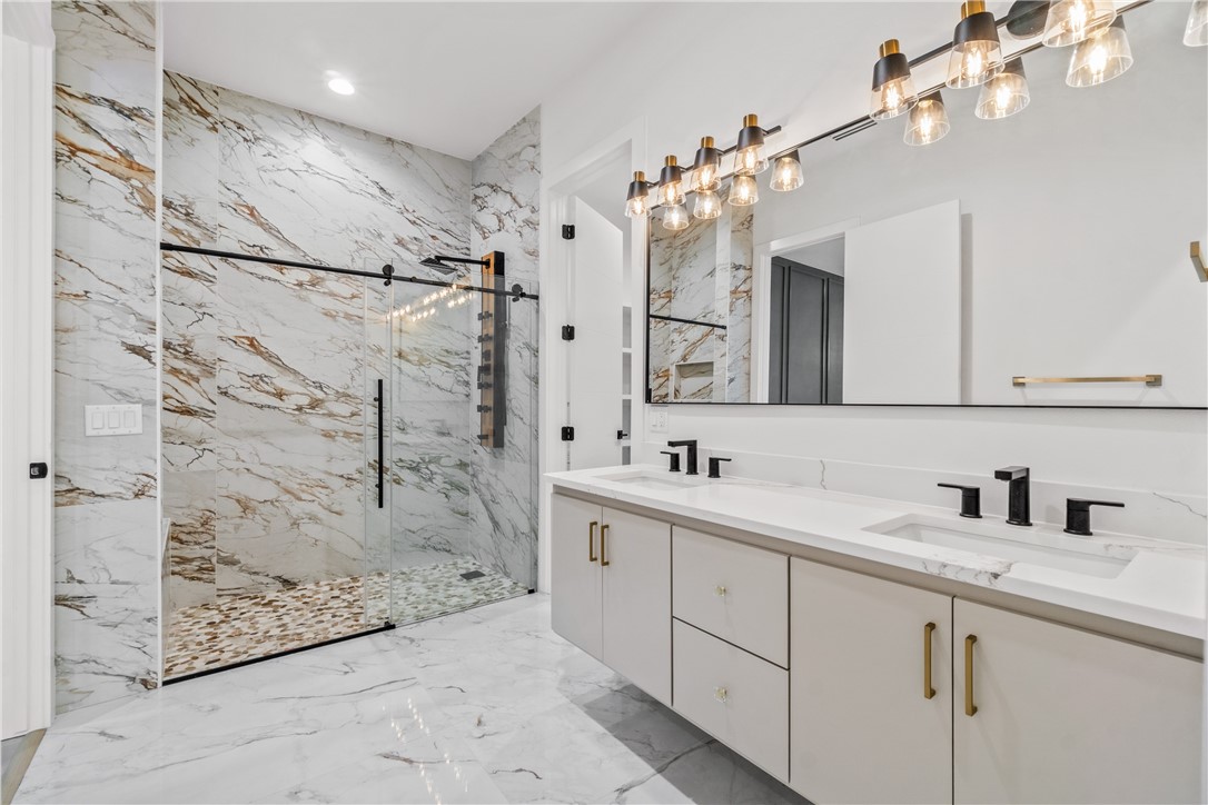 FAIRFIELD ADD-BENTONVILLE - Residential