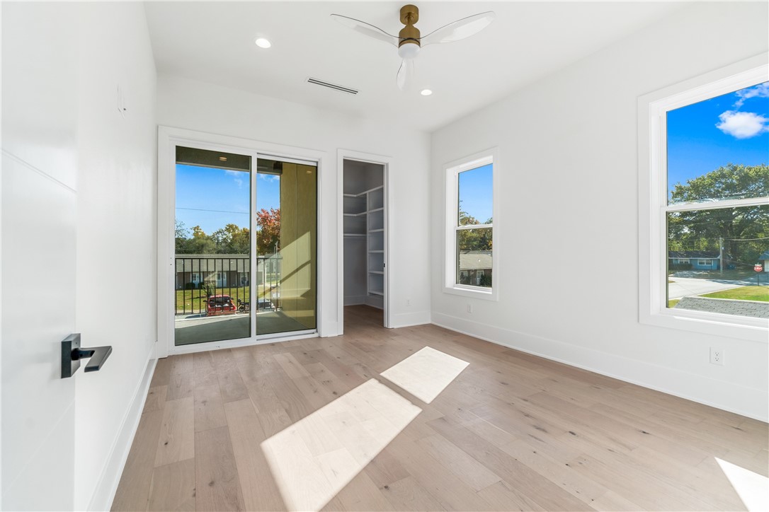 FAIRFIELD ADD-BENTONVILLE - Residential