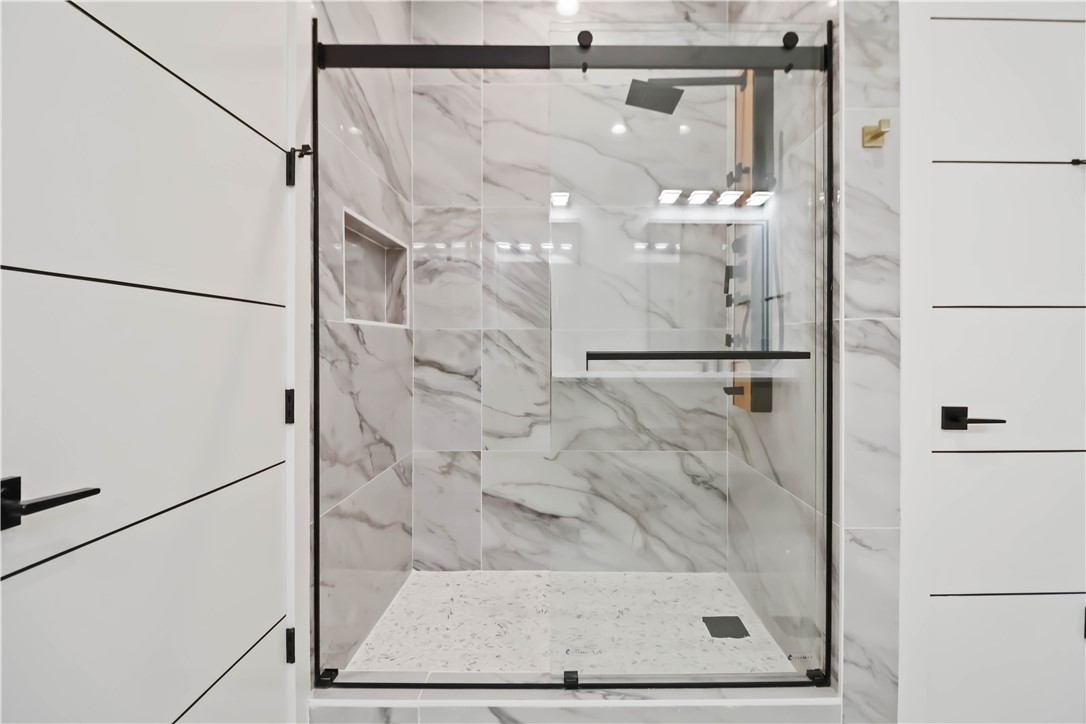 FAIRFIELD ADD-BENTONVILLE - Residential