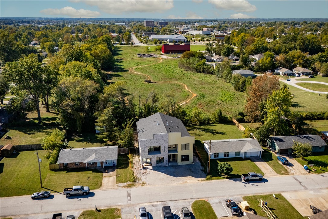 FAIRFIELD ADD-BENTONVILLE - Residential