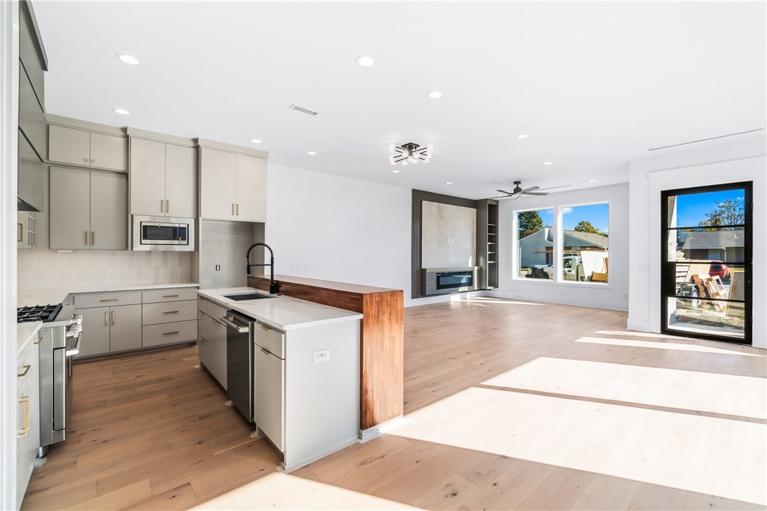 FAIRFIELD ADD-BENTONVILLE - Residential