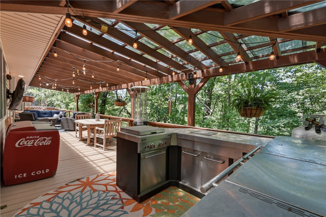 Unit 16 Holiday Island - Residential