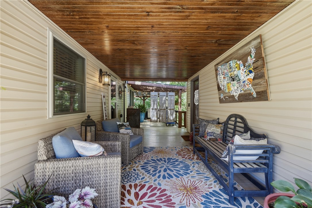 Unit 16 Holiday Island - Residential