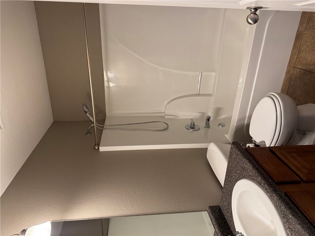 Hebrides Sub Bvv - Residential Lease