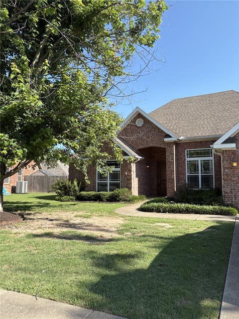 Photo of 3782 Riverbend Drive, Fayetteville, AR 72704 (MLS # 1352959)