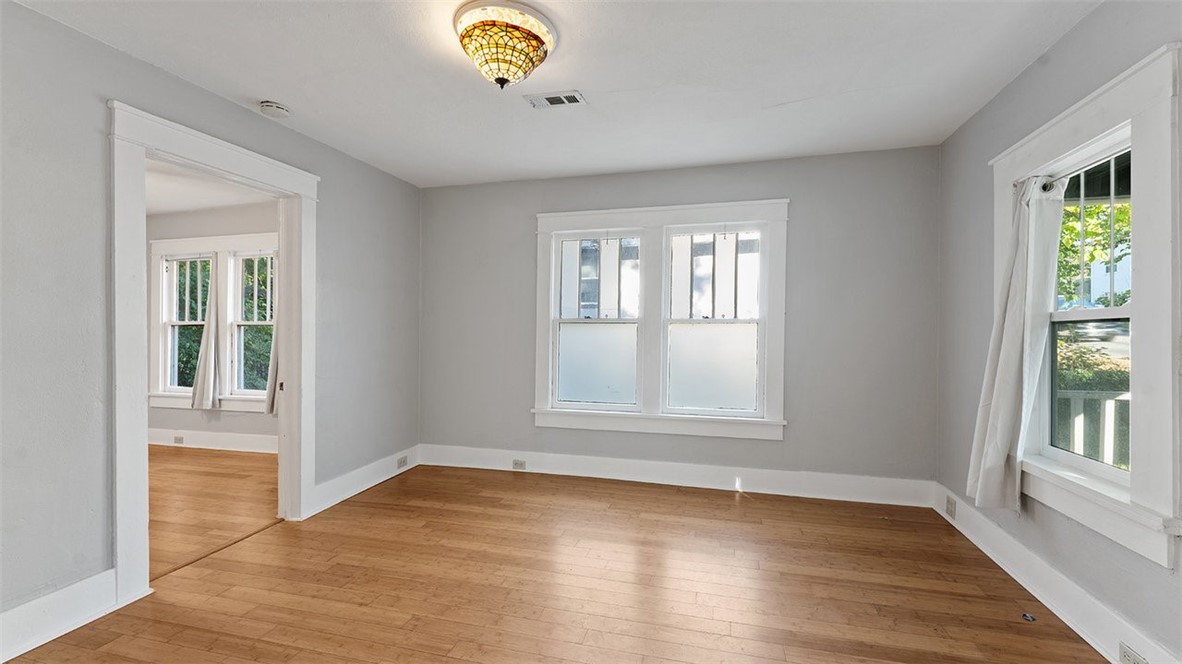 Jennings Plus - Residential Lease