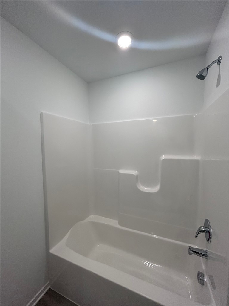 WOODWARD PARK PH II-HIGHFILL - Residential Lease