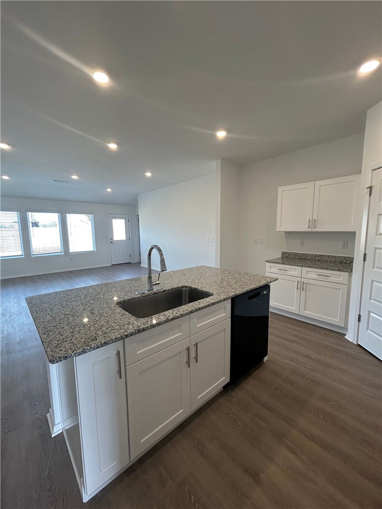 WOODWARD PARK PH II-HIGHFILL - Residential Lease