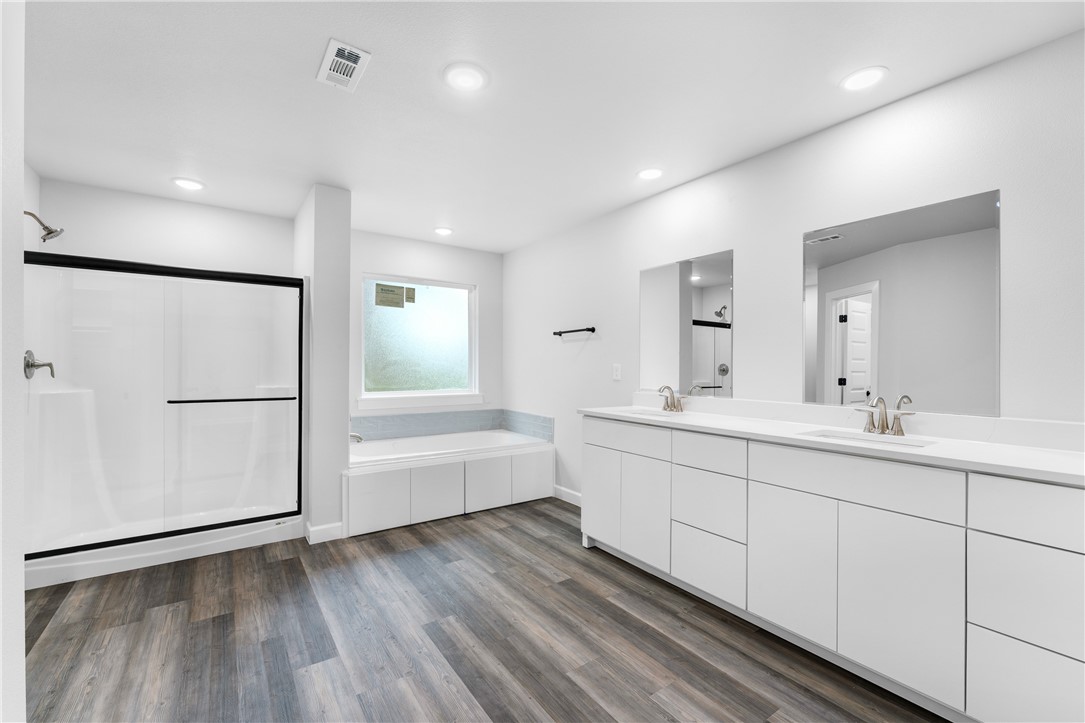 High Chaparral III - Residential