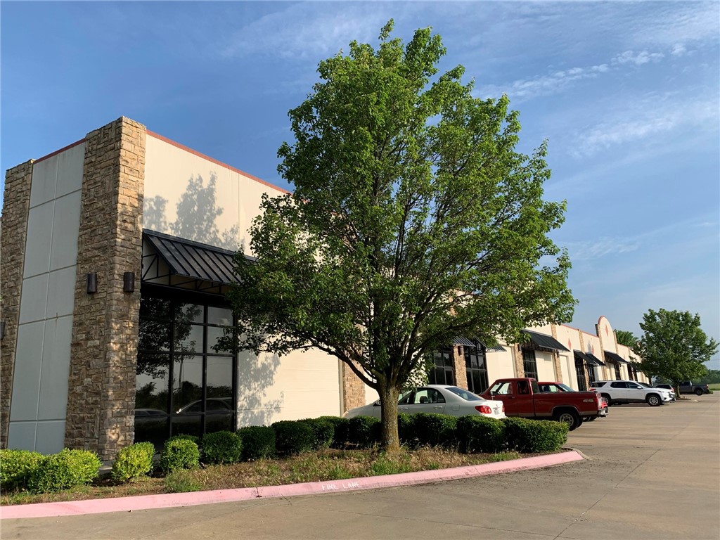 OLD FARM PH 1, THE-BENTONVILLE - Commercial Sale