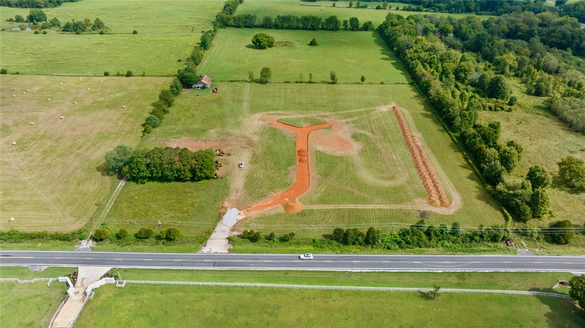Goshen Outlots - Land