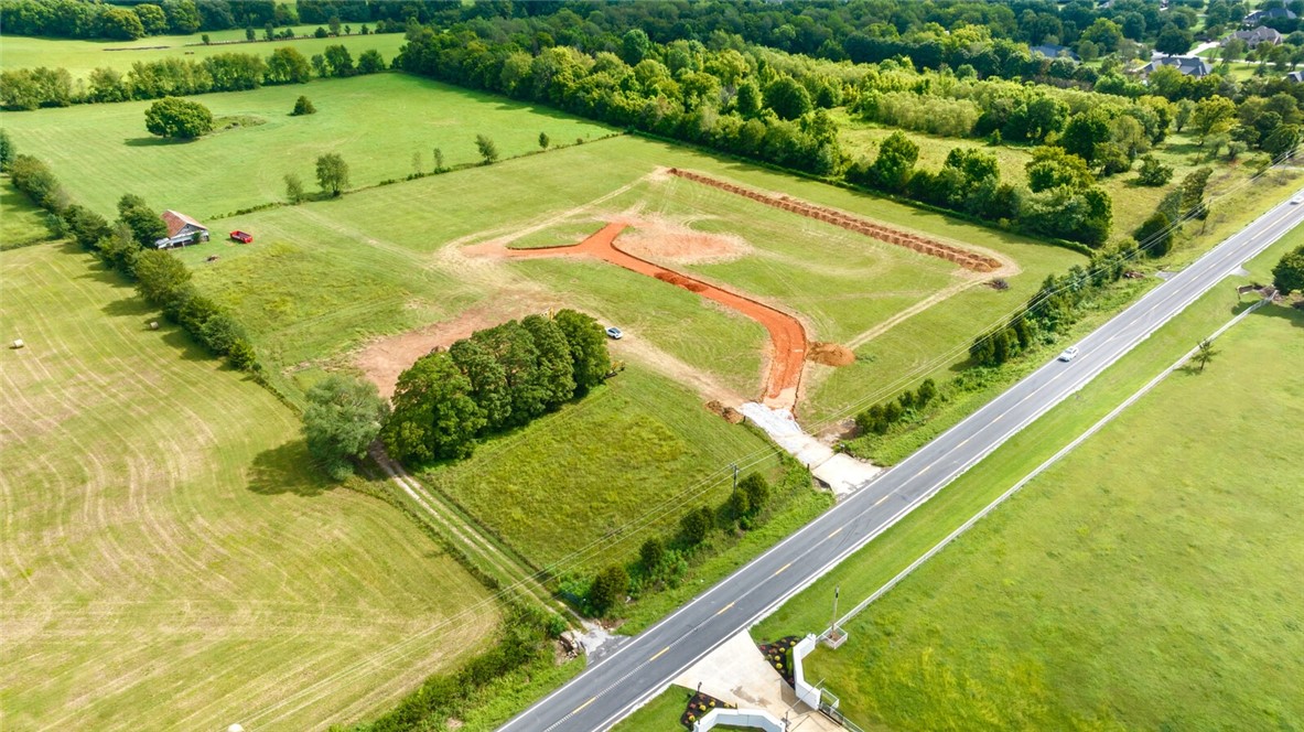 Goshen Outlots - Land