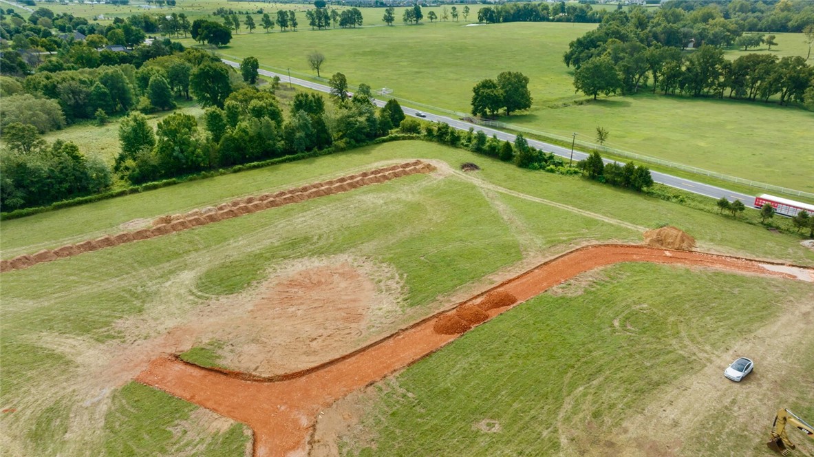 Goshen Outlots - Land