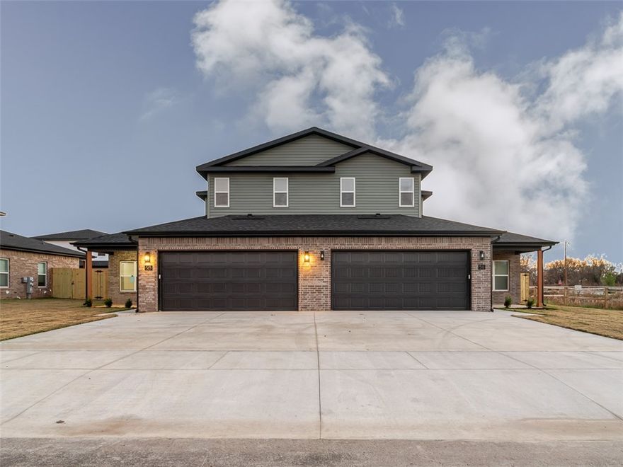 New construction with no wasted space! 3-bedroom 2.5 bath, granite countertops throughout, upscale vinyl plank flooring, and full ss appliance package. Kitchen island and pantry. Wonderful location and close to some of the favorite schools in NWA. Charming open floor plan. Washer and dryer included. 2 car garage and privacy fenced yard. Please take shoes off when entering.