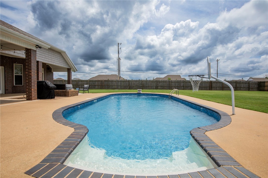 Saddleridge Estates - Residential