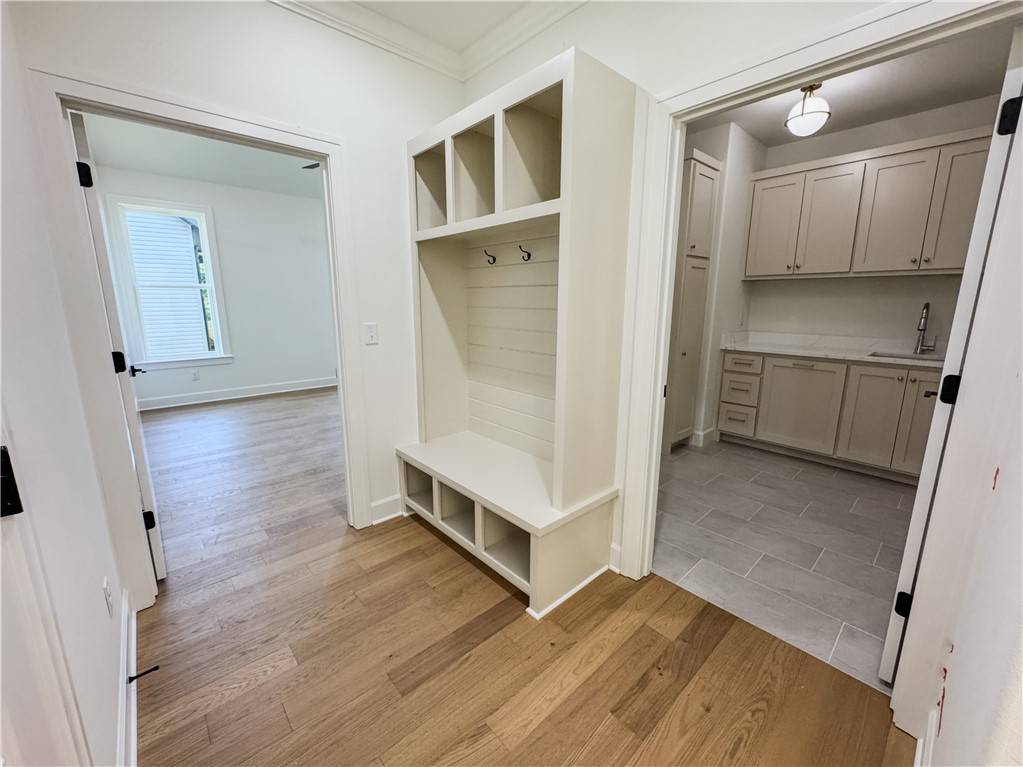 Dickenshire Sub Bvv - Residential