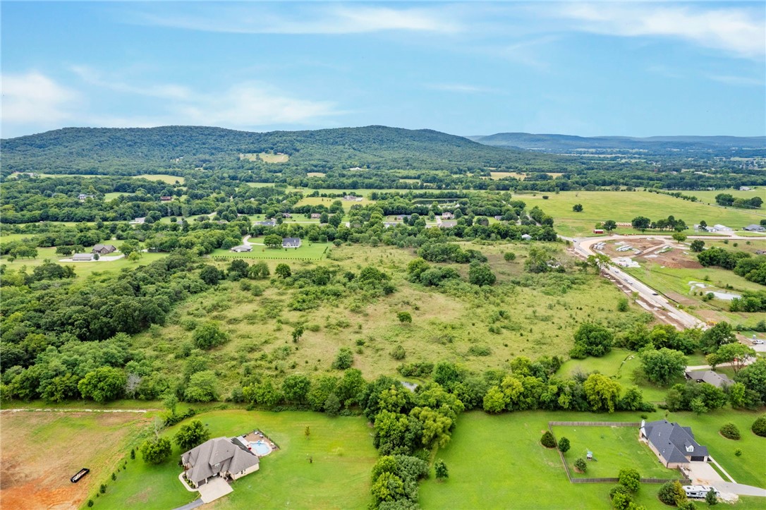 35-16-31 FARMINGTON OUTLOTS - Land