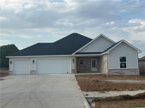Photo of 110 W Gilpin Street, Farmington, AR 72730 (MLS # 1357895)