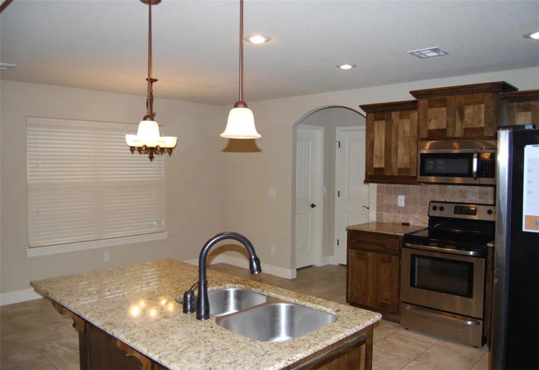Laurynwood Estates - Residential Lease