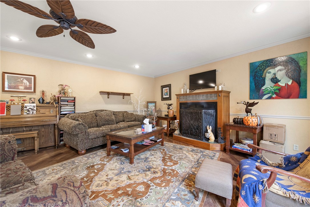 Ray Brown Sub Rurban - Residential