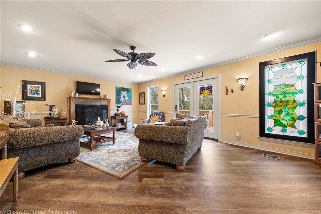 Ray Brown Sub Rurban - Residential