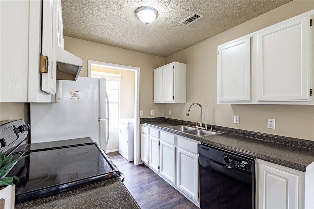 Vineyard Ph Ii - Residential