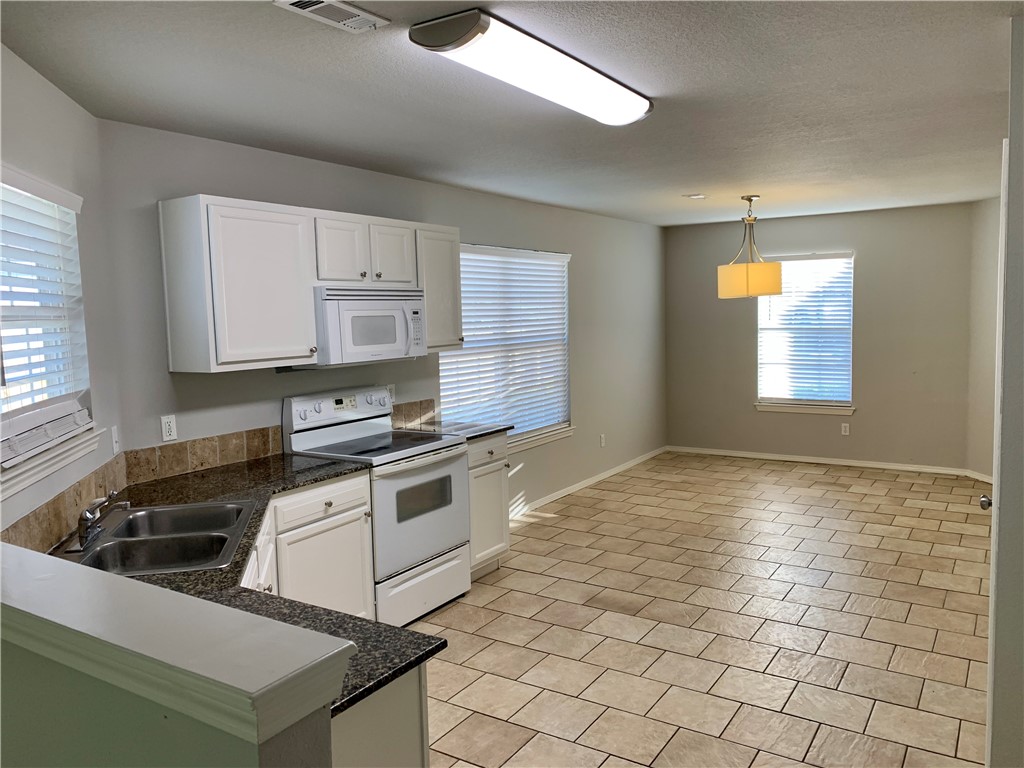 Pinewoods - Residential Lease