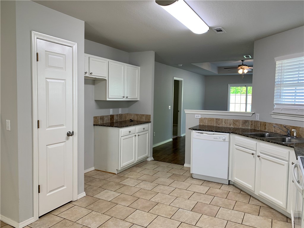 Pinewoods - Residential Lease