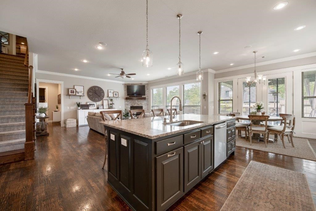 Estates At Woods Creek, The Bentonville - Residential