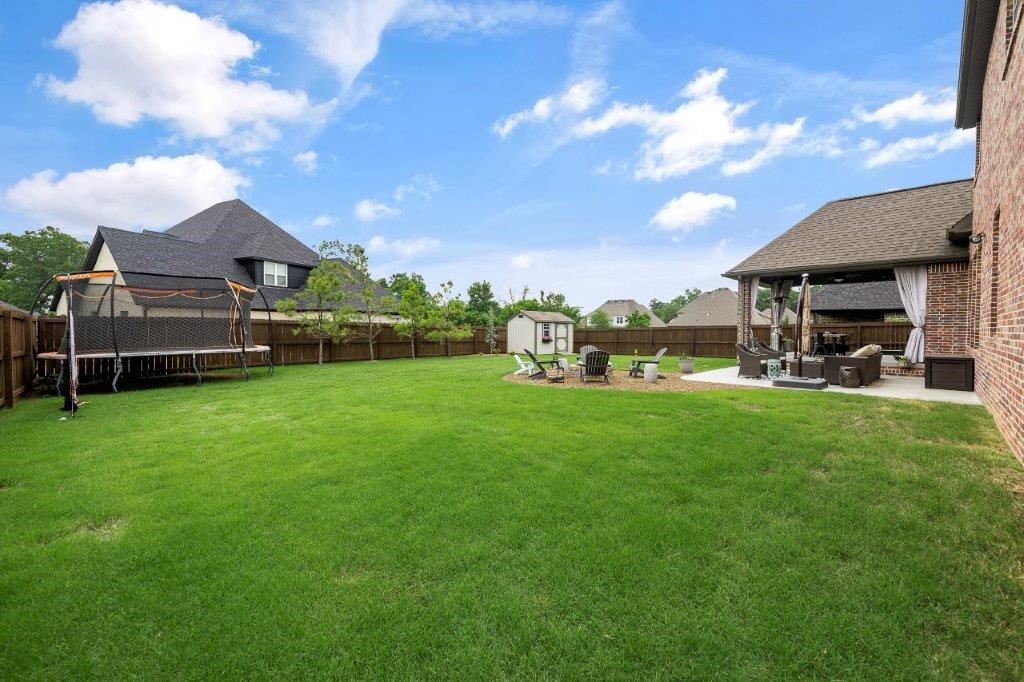 Estates At Woods Creek, The Bentonville - Residential