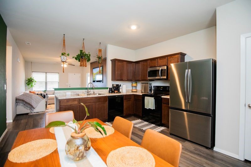 PROVIDENCE VILLAGE PH III-BENTONVILLE - Residential