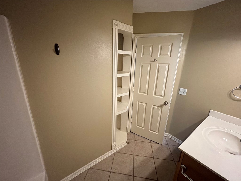 Wellington Heights PH I-Cave Springs - Residential Lease