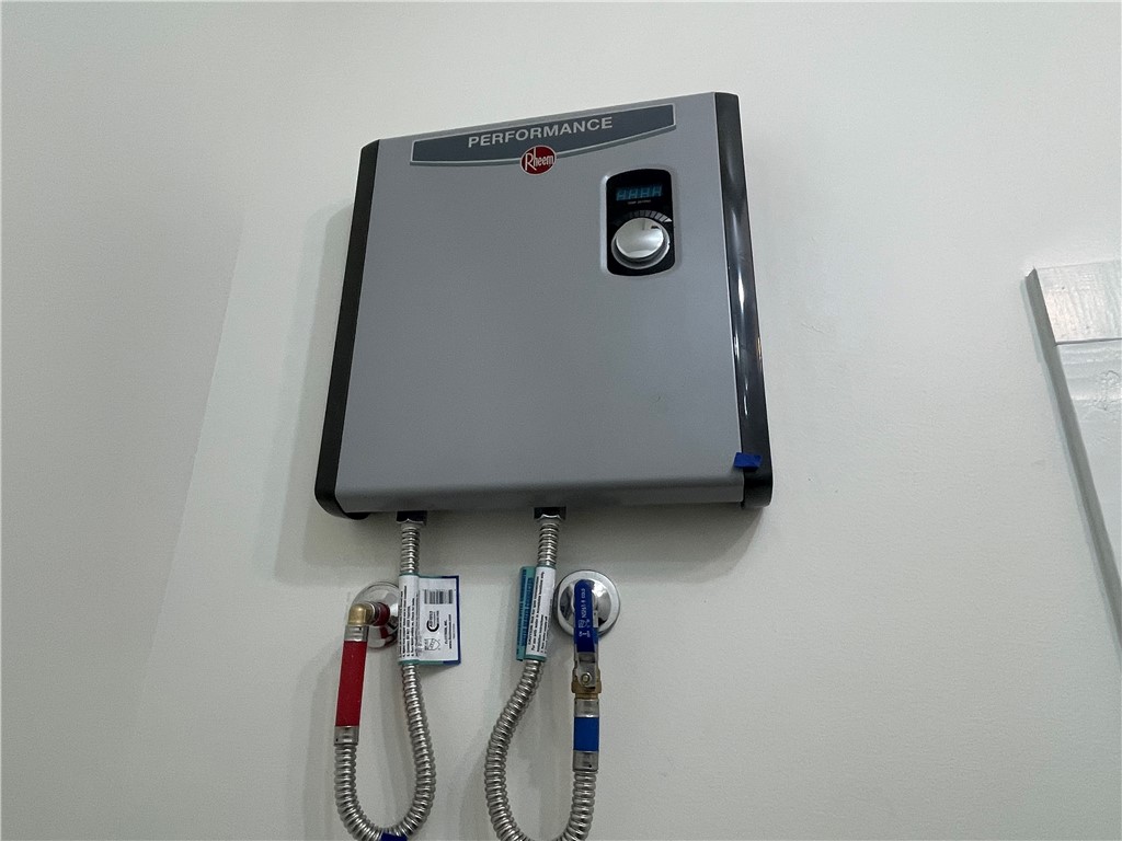 CRAWFORD SUB - Residential