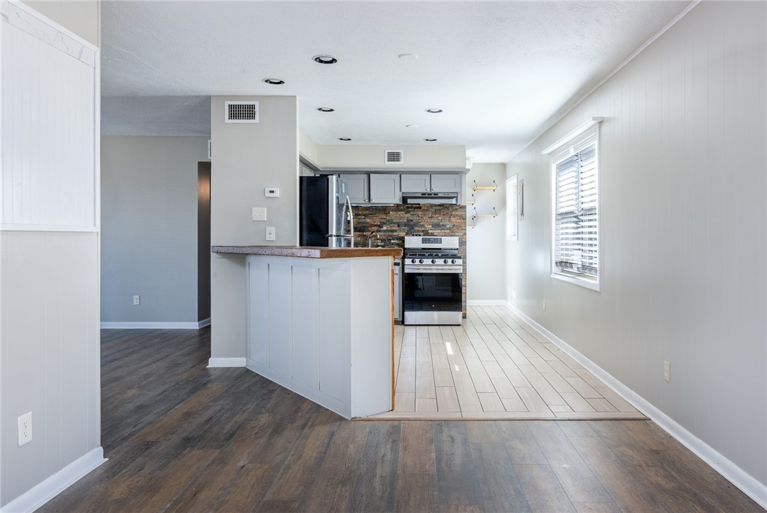 Rolling Hills - Residential Lease