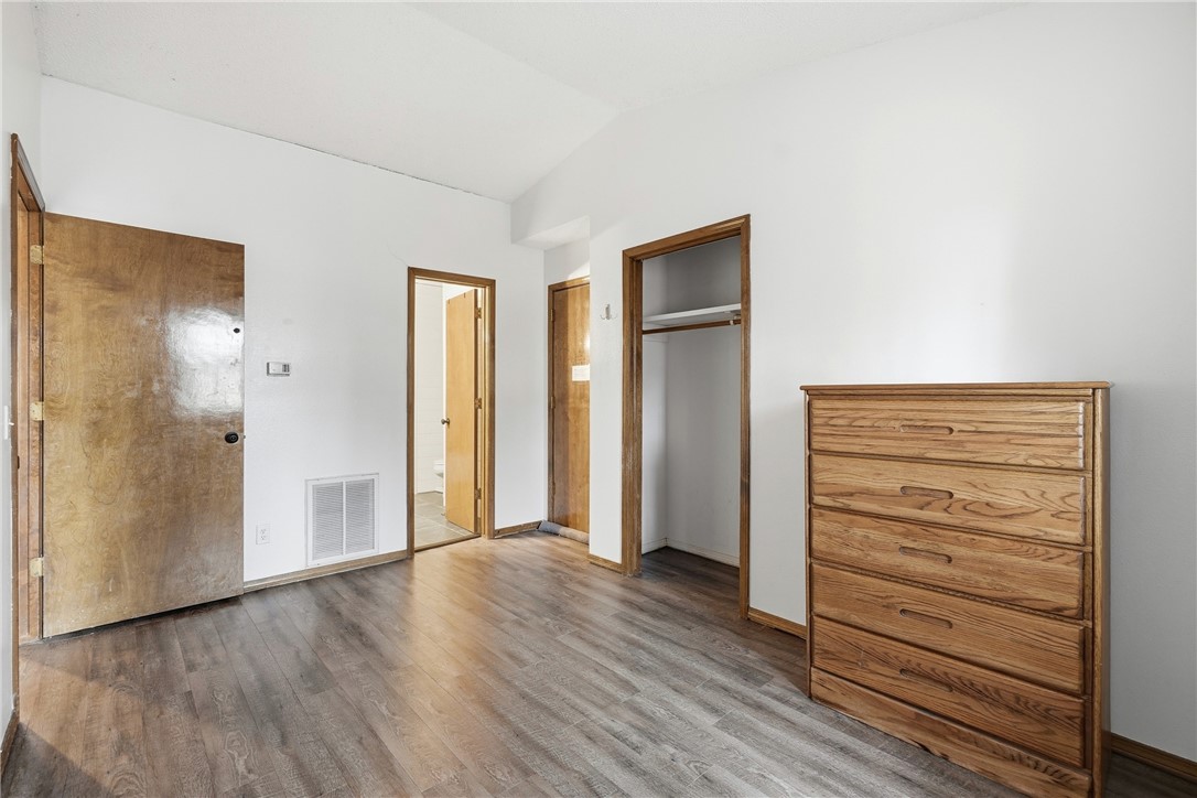 Unit 8 Holiday Island - Residential