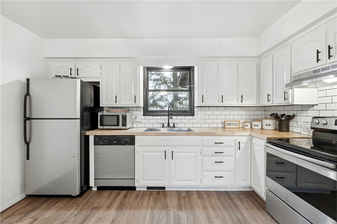 Unit 8 Holiday Island - Residential