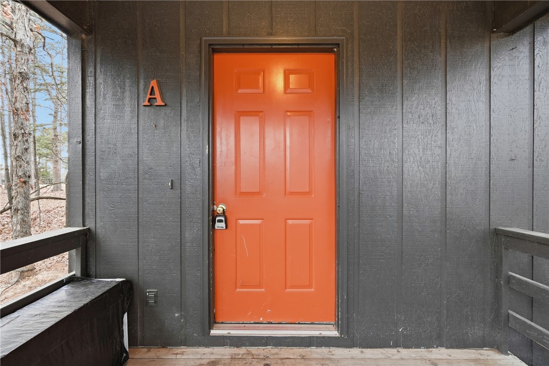 Unit 8 Holiday Island - Residential