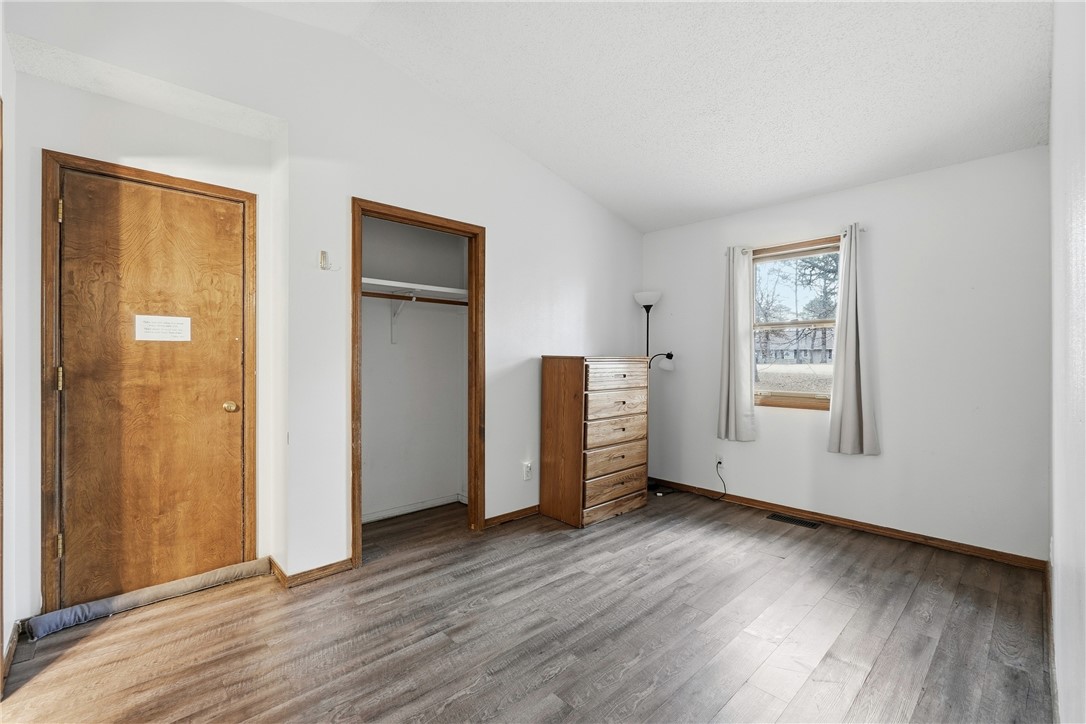 Unit 8 Holiday Island - Residential