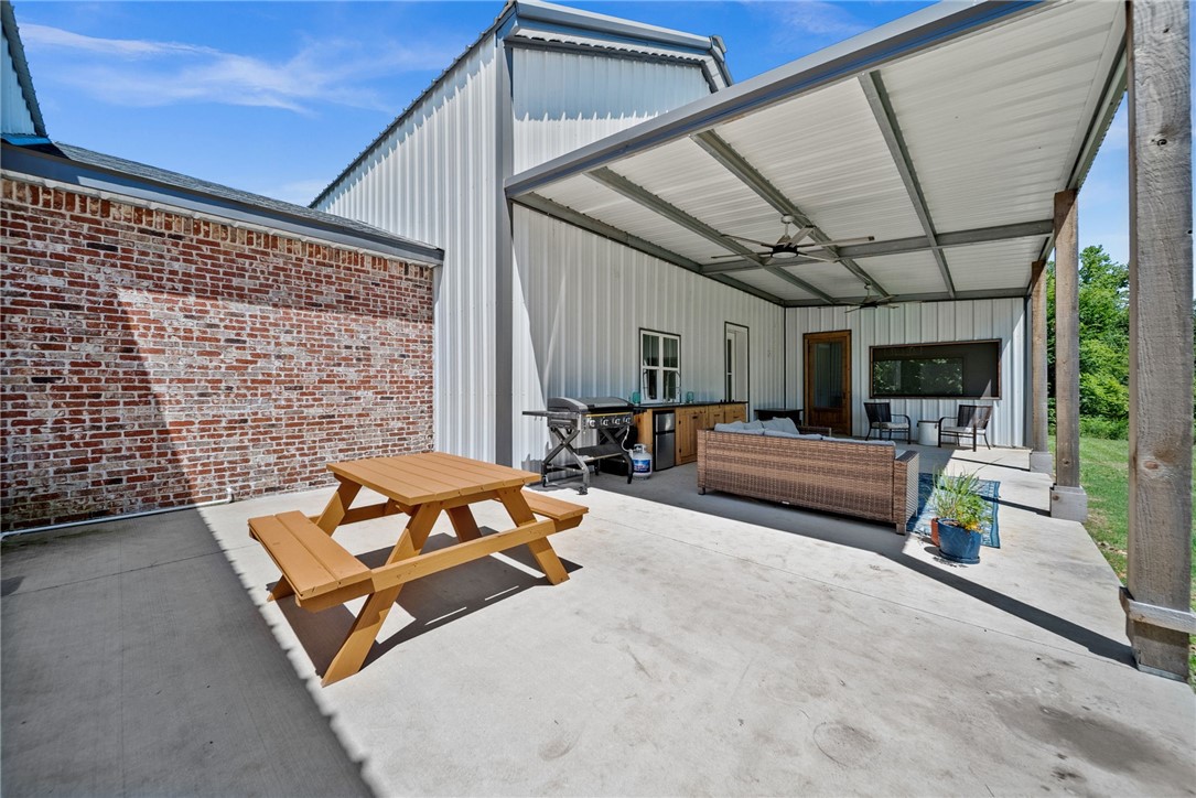 11-18-31-RURAL - Residential