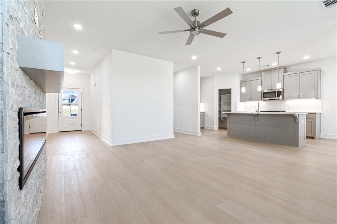 Walnut Grove - Residential