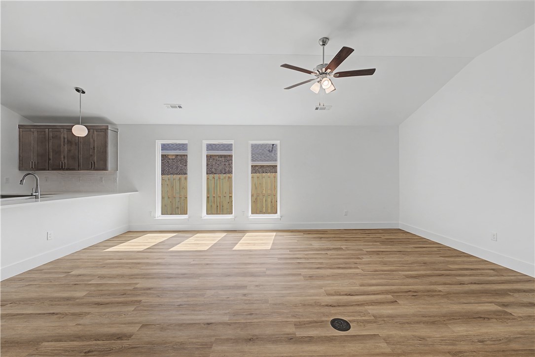 Woodcrest Walk - Residential