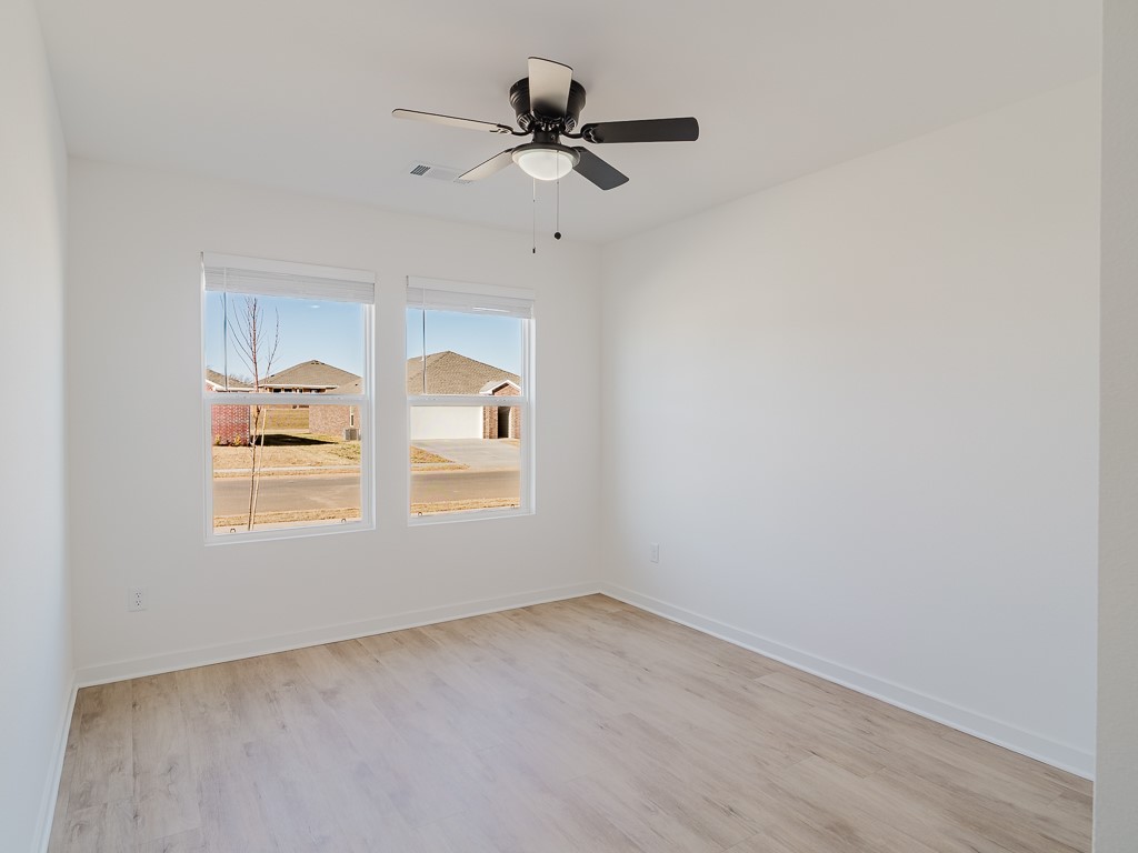 West Wind Sub Ph I Centerton - Residential Lease