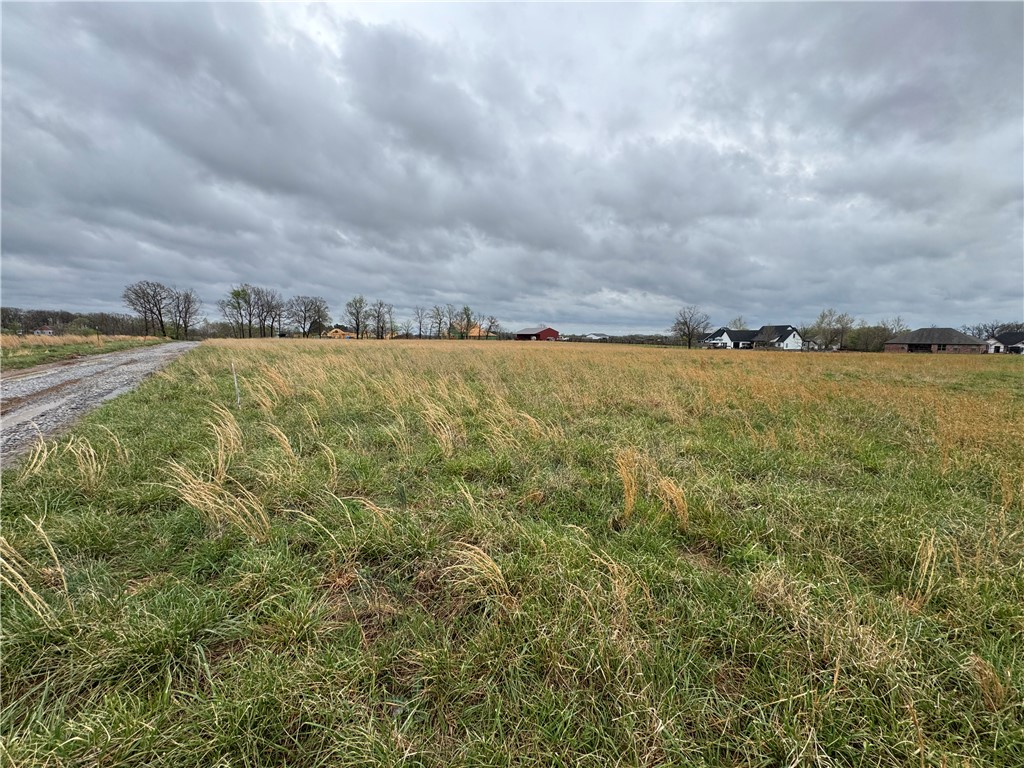 Pepper Hills outlots - Land