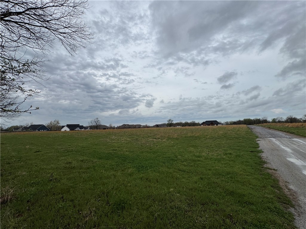 Pepper Hills outlots - Land