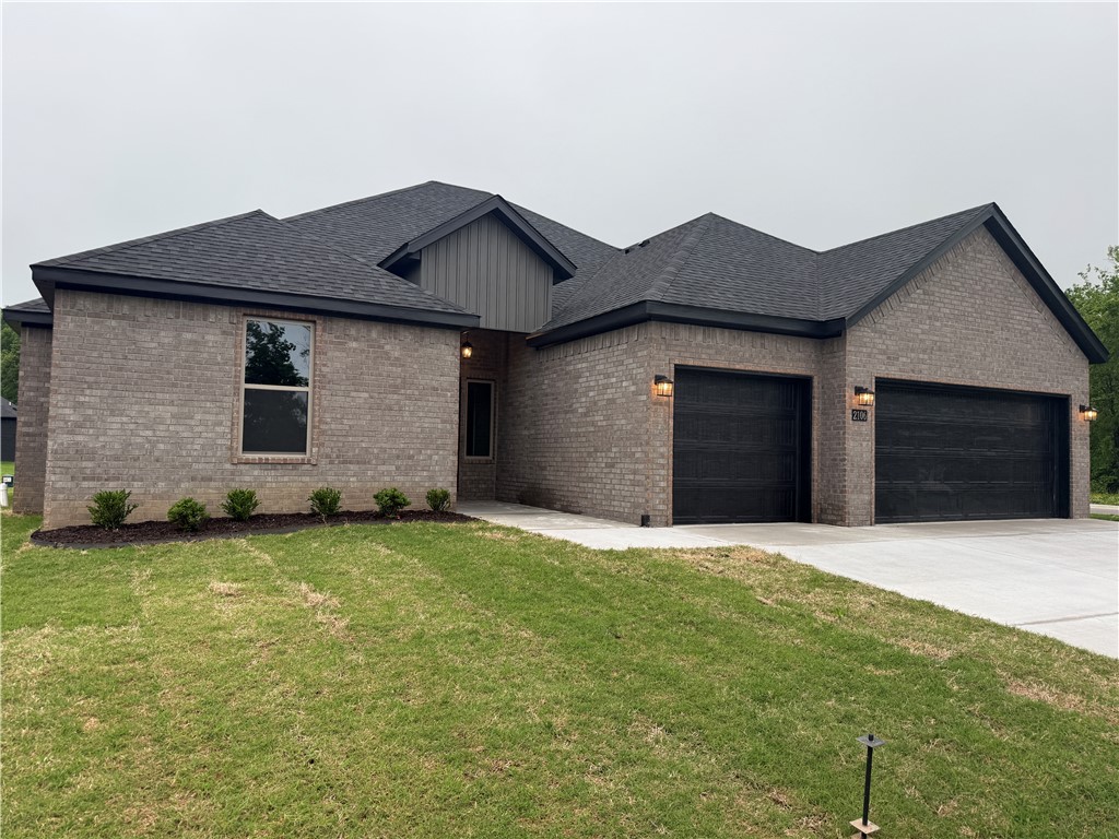 OAK BROOK SUB PH 1-SILOAM SPRINGS - Residential