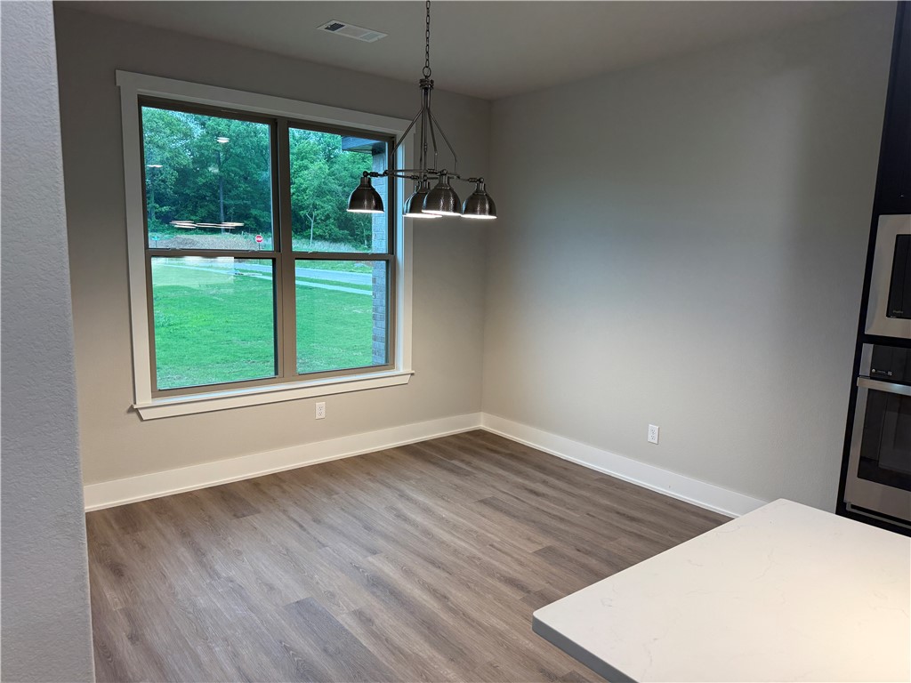 OAK BROOK SUB PH 1-SILOAM SPRINGS - Residential