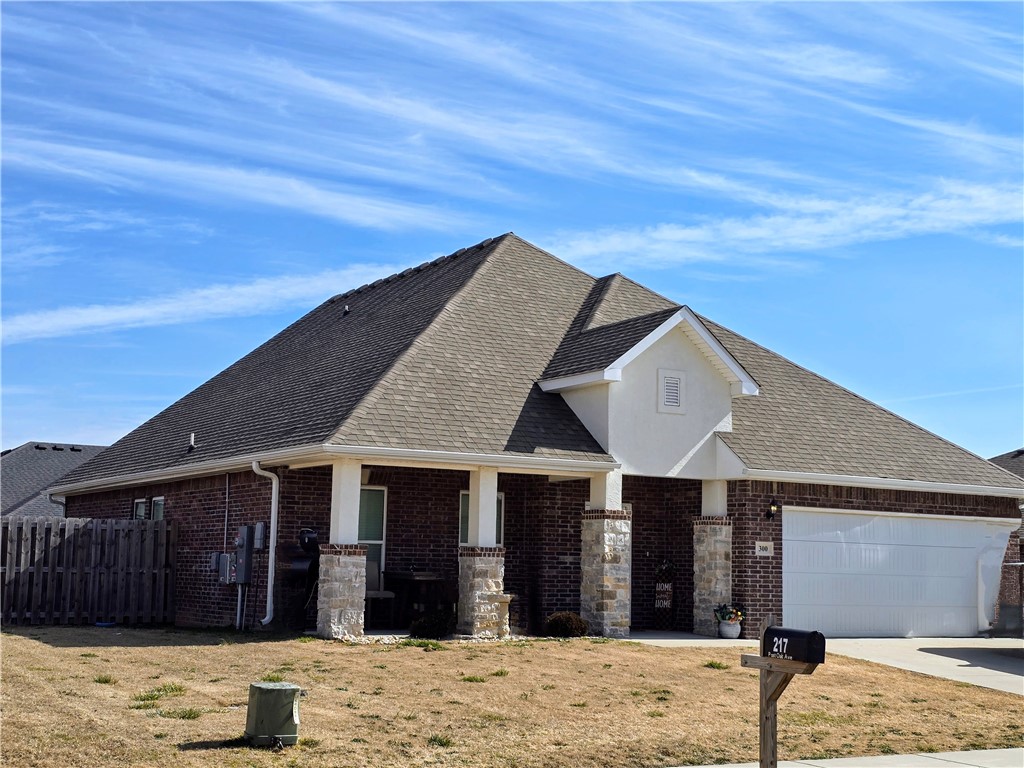 Grand Estates - Residential