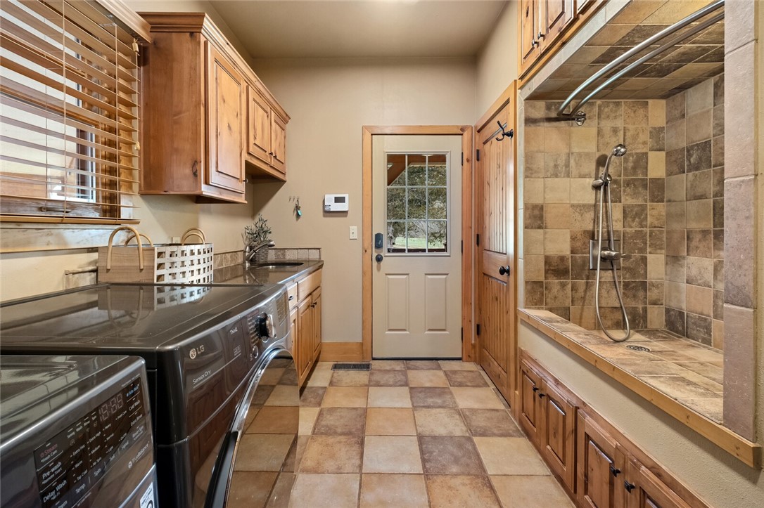 Cherokee Crossing Estates - Residential